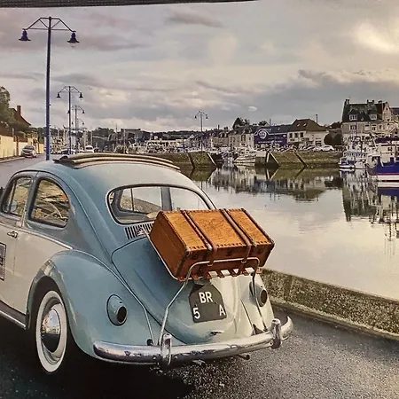 Beetle Close To Bayeux - Normandie Monceaux-en-Bessin